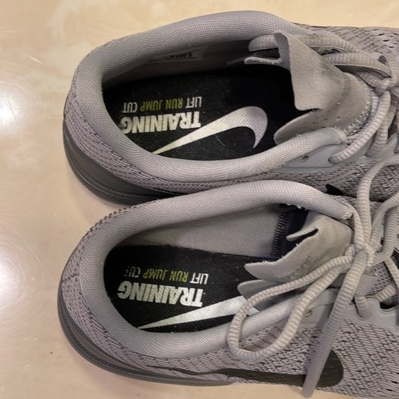 Nike Training Shoes - Picture 2 of 10